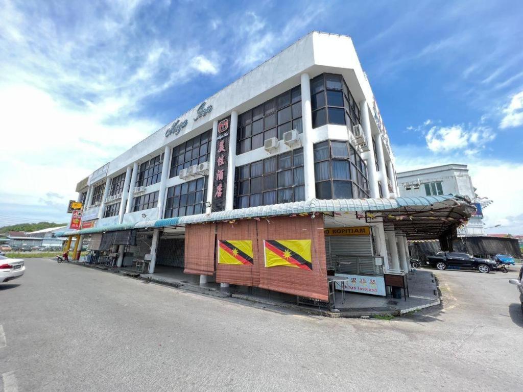 Mega Inn Sri Aman Simanggang 外观 照片